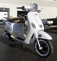 AMIGO AVENZA 50cc Scooter with Windshield, LED Lights, Rear trunk, USB Port, White Wall Tires, optional Remote Start, Anti-theft Alarm. EPA/DOT/CARB, 99.9% assembled. Free shipping to your door, free helmet and 1 year bumper to bumper warranty.