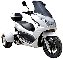 2025 Ice Bear "Q6" 150cc FULL SIZE Motor Trike Scooter PST150-17 comes with Windshield, 14" Big Tire, LED Lights. Free shipping to your door. Free DOT approved scooter helmet, free 1 year bumper to bumper warranty.